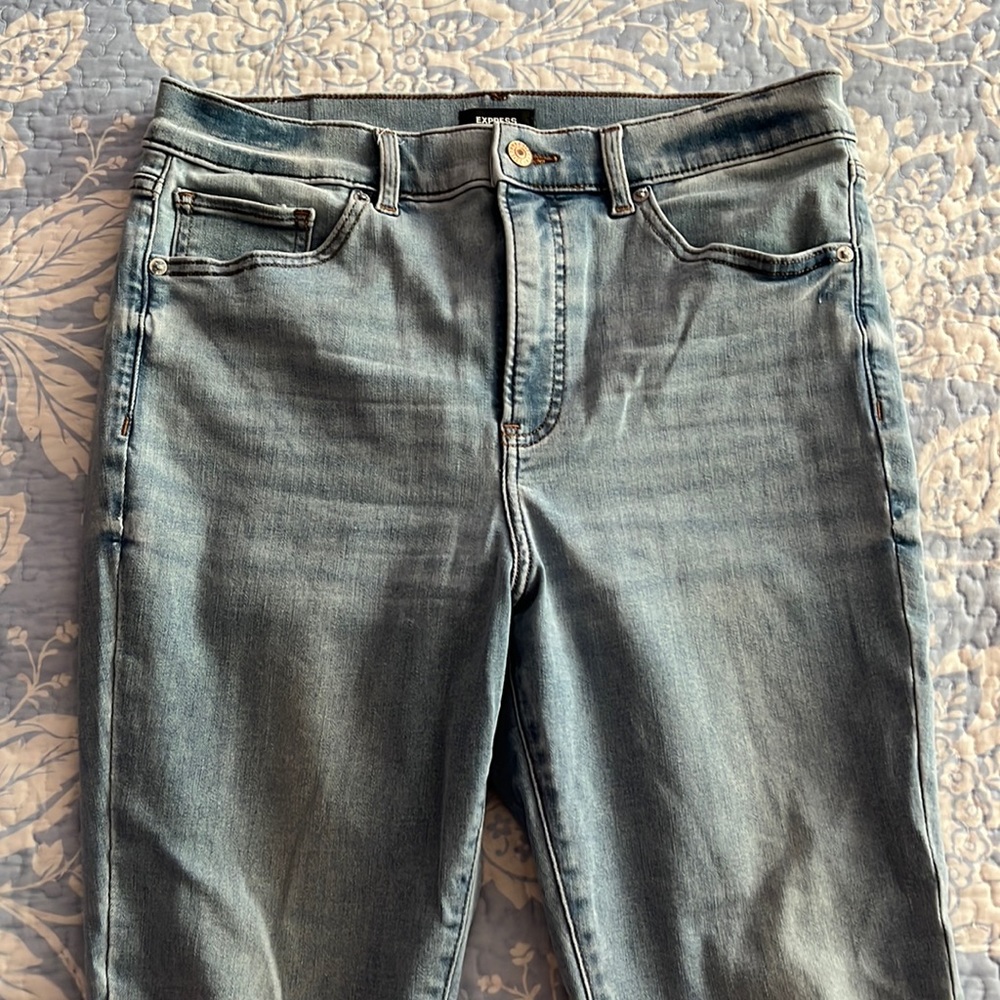 BRAND NEW EXPRESS SKINNY JEANS 12R 👖
